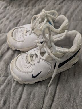 Nike Baby White and Navy Swoosh Lace-Up Sneakers